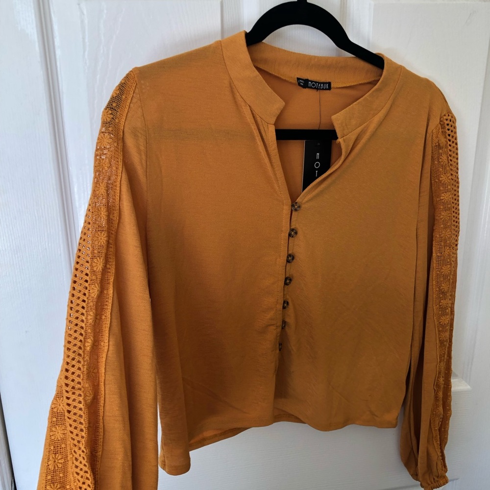Fall style: Golden button up blouse